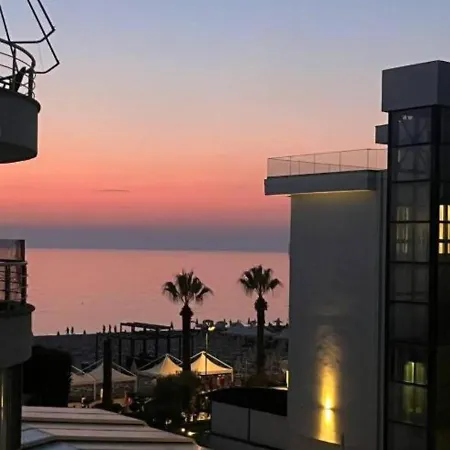 Seafront - Perla Del Mare Apartment Golem (Tirana)
